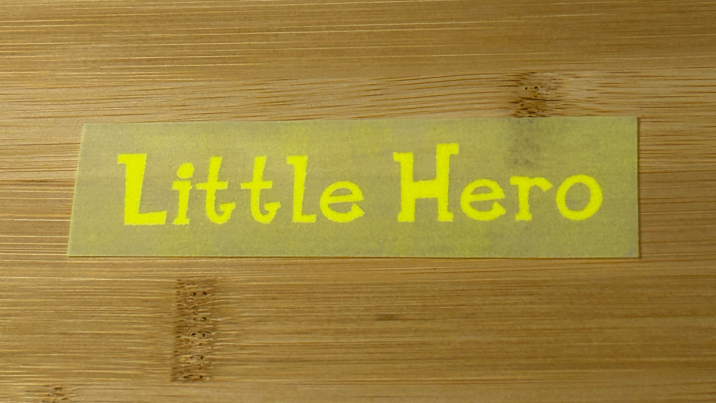 "Little Hero" Flock Patch zum Aufbügeln - für kleine Alltagshelden